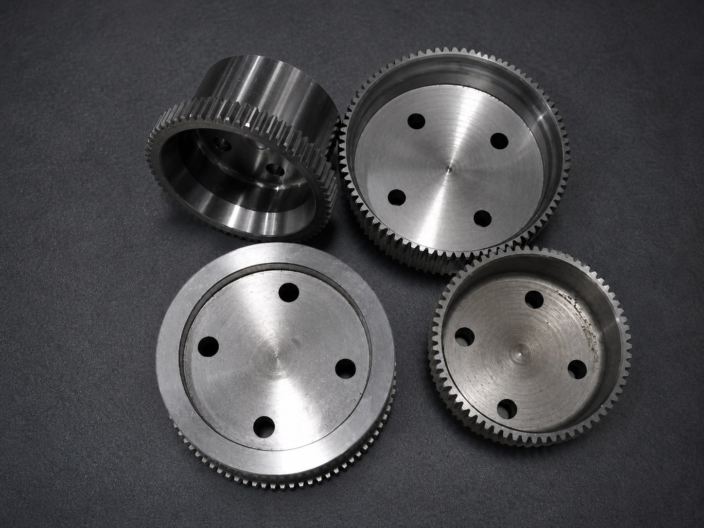 Präzisionsgefertigte Zahnräder und Metallbauteile der Goris GmbH